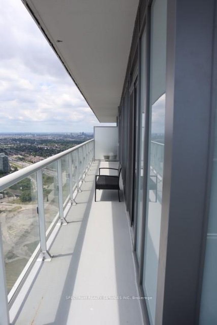 Photo 10 at 4802 - 56 Annie Craig Drive, Mimico, Toronto