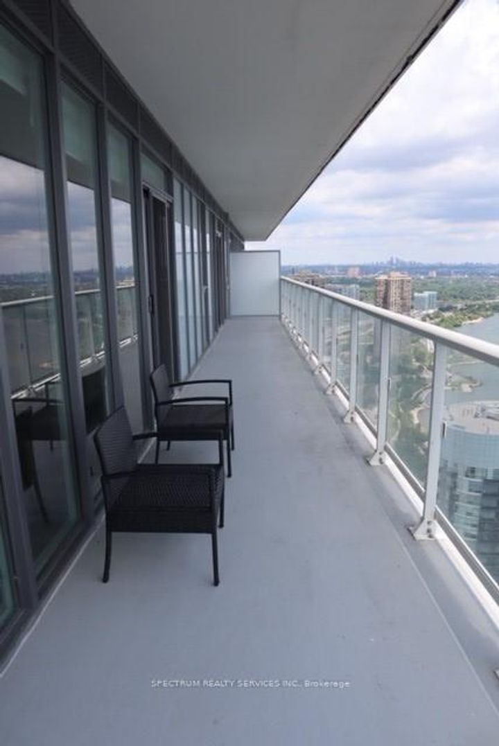 Photo 11 at 4802 - 56 Annie Craig Drive, Mimico, Toronto