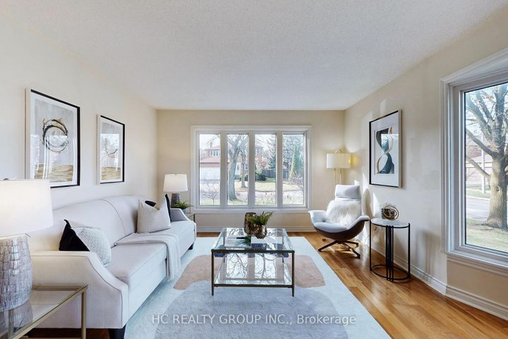 Photo 1 at 1 Atwood Court, Thornlea, Markham