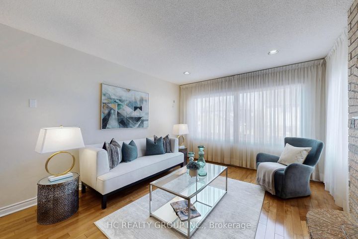 Photo 10 at 1 Atwood Court, Thornlea, Markham
