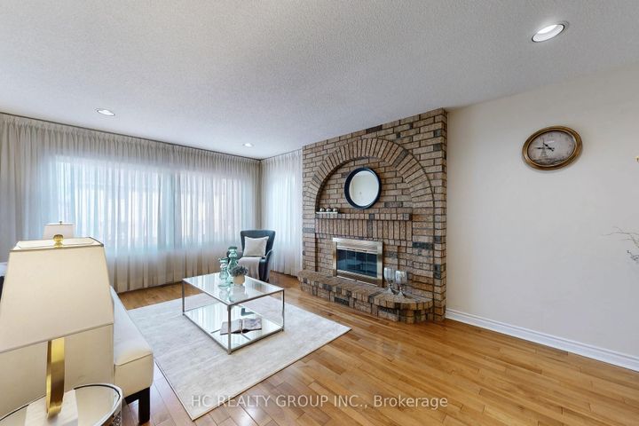 Photo 12 at 1 Atwood Court, Thornlea, Markham