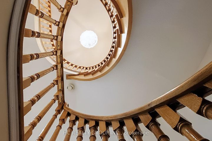 Photo 15 at 1 Atwood Court, Thornlea, Markham