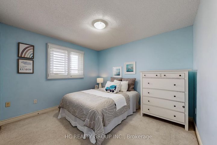 Photo 22 at 1 Atwood Court, Thornlea, Markham
