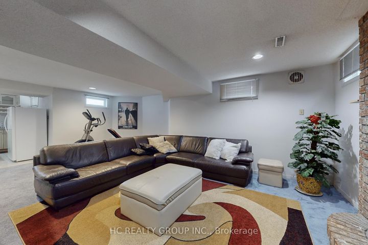 Photo 25 at 1 Atwood Court, Thornlea, Markham