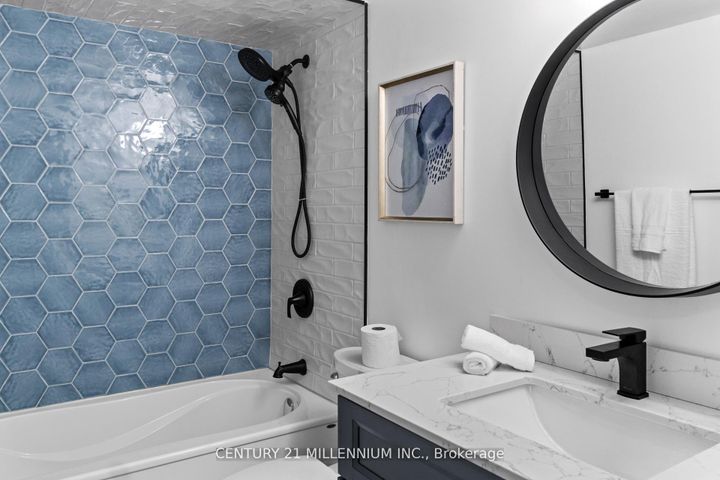 Photo 4 at 401 - 5 Lisa Street, Queen Street Corridor, Brampton