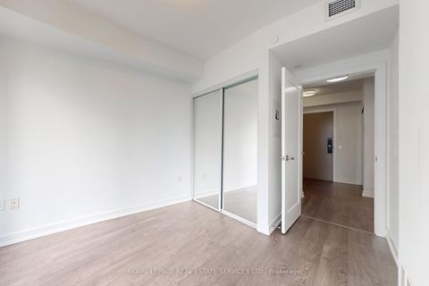 Photo 19 at 1403 - 10 York Street, Waterfront Communities C1, Toronto