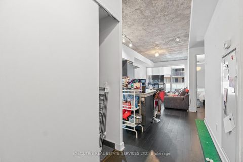 Photo 15 at 721 - 1030 King Street W, Niagara, Toronto