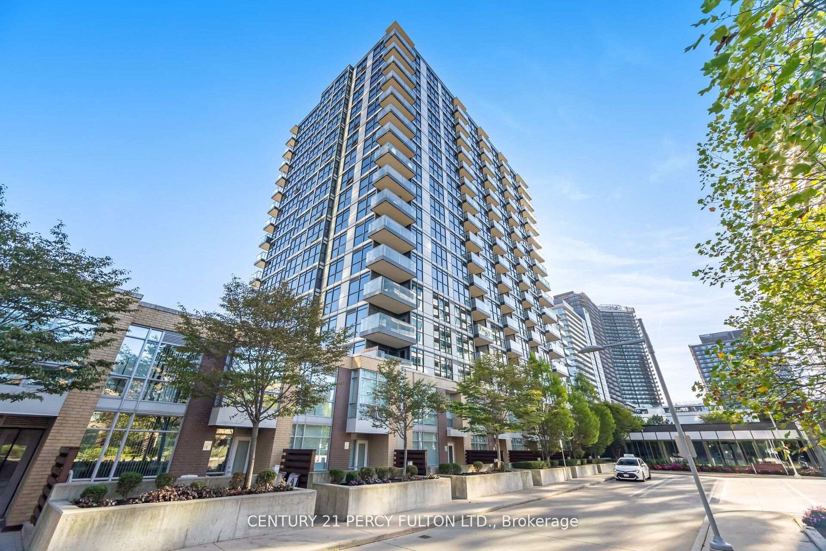 1518 - 19 Singer Court, Bayview Village, Toronto 