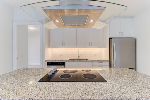 Photo 4 at 1307 - 20 Gatineau Drive, Beverley Glen, Vaughan