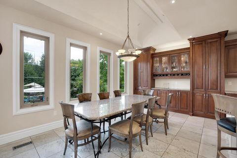 Photo 9 at 2 Kingswood Drive, King City, King