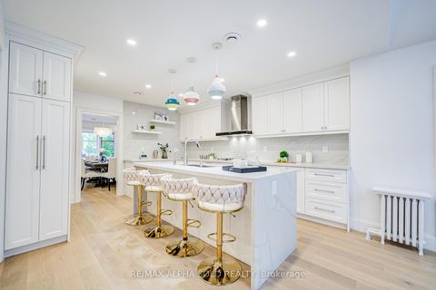 Photo 11 at 3 Silverwood Avenue, Forest Hill South, Toronto