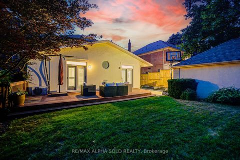 Photo 47 at 3 Silverwood Avenue, Forest Hill South, Toronto