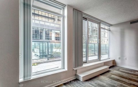 Photo 8 at 712E - 36 Lisgar Street, Little Portugal, Toronto