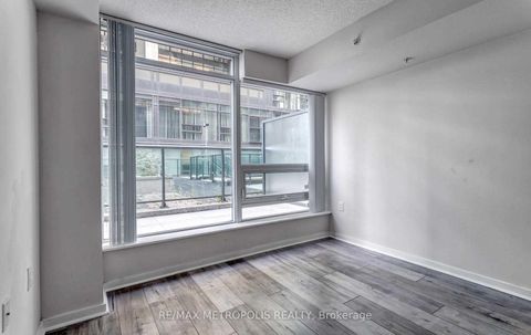 Photo 12 at 712E - 36 Lisgar Street, Little Portugal, Toronto