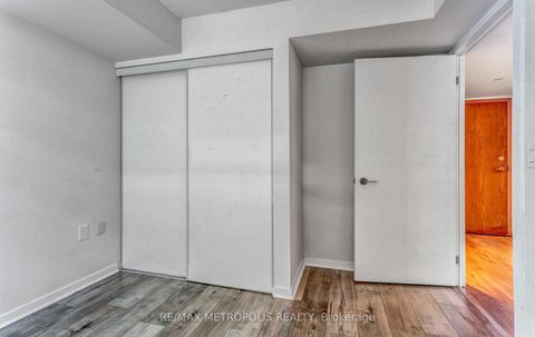 Photo 13 at 712E - 36 Lisgar Street, Little Portugal, Toronto