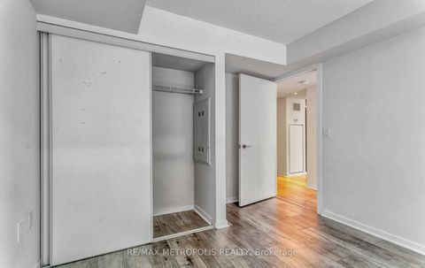 Photo 15 at 712E - 36 Lisgar Street, Little Portugal, Toronto