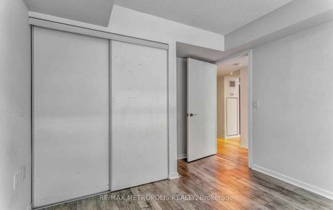 Photo 16 at 712E - 36 Lisgar Street, Little Portugal, Toronto