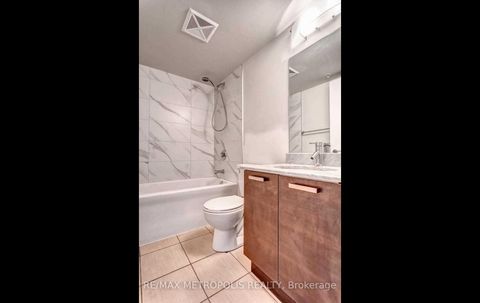 Photo 18 at 712E - 36 Lisgar Street, Little Portugal, Toronto