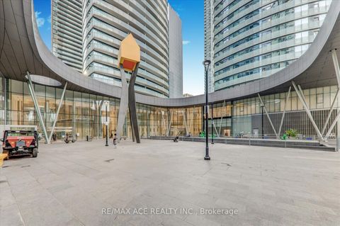 Photo 3 at 3905 - 14 York Street, Waterfront Communities C1, Toronto