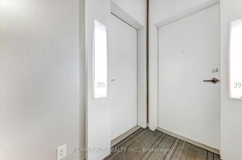 Photo 6 at 3905 - 14 York Street, Waterfront Communities C1, Toronto