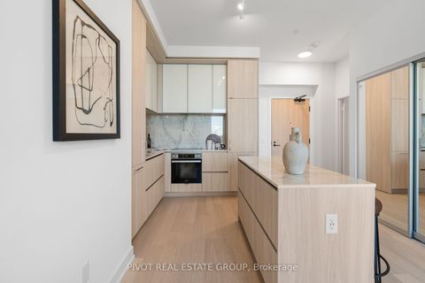 Photo 4 at 4204 - 15 Mercer Street, Waterfront Communities C1, Toronto