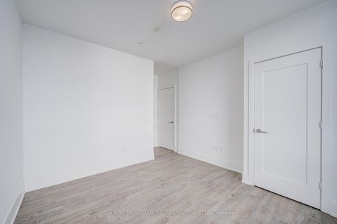 Photo 14 at 4705 - 10 York Street, Waterfront Communities C1, Toronto