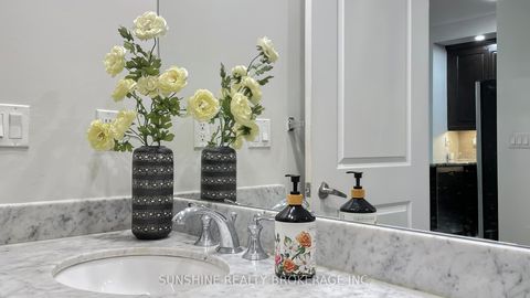 Photo 35 at 215 - 21 Grand Magazine Street W, Niagara, Toronto