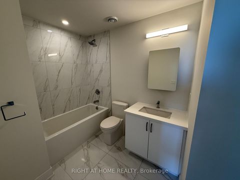 Photo 12 at PH03 - 15 Ellerslie Avenue, Willowdale West, Toronto