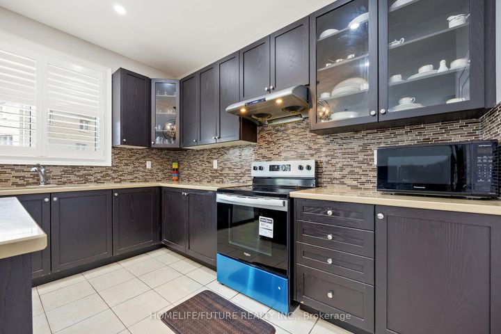 Photo 12 at 83 George Robinson Drive, Credit Valley, Brampton