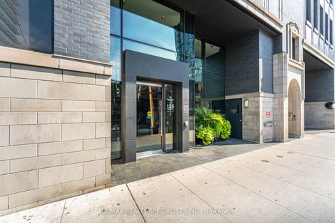 Photo 2 at 3012 - 125 Peter Street, Waterfront Communities C1, Toronto