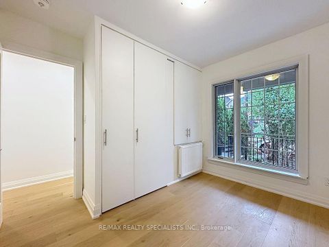 Photo 10 at 252 Earlscourt Avenue, Fairbank, Toronto