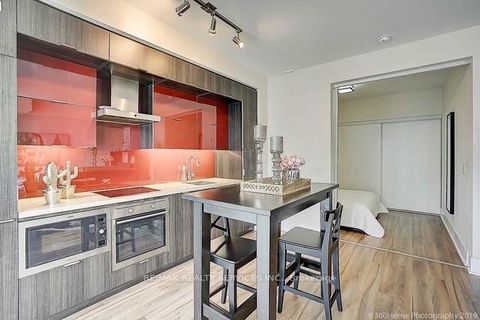 Photo 10 at 1608 - 300 Front Street W, Waterfront Communities C1, Toronto