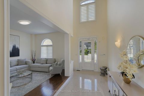 Photo 3 at 381 Poetry Drive, Vellore Village, Vaughan