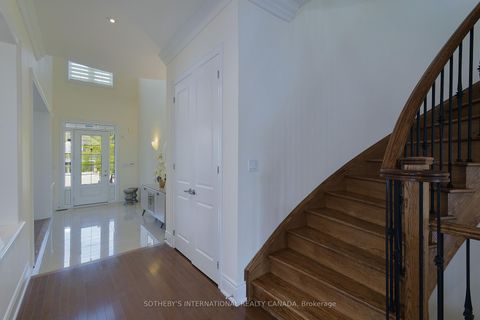 Photo 5 at 381 Poetry Drive, Vellore Village, Vaughan