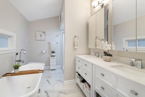 Photo 13 at 60 Nobleview Drive, Nobleton, King