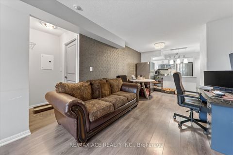 Photo 17 at 706 - 35 Bastion Street, Niagara, Toronto