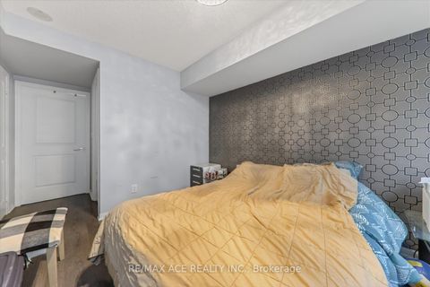 Photo 21 at 706 - 35 Bastion Street, Niagara, Toronto