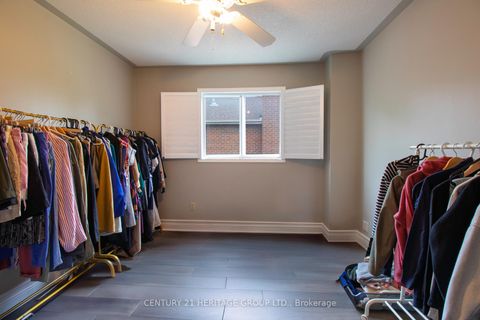 Photo 30 at 27 Charing Crescent, Aurora Highlands, Aurora