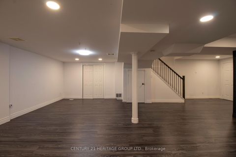 Photo 36 at 27 Charing Crescent, Aurora Highlands, Aurora