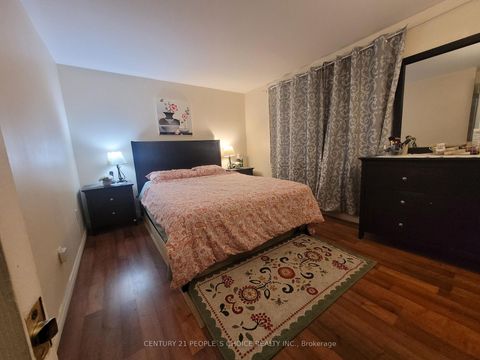 Photo 14 at 96 Trailridge Crescent, Morningside, Toronto