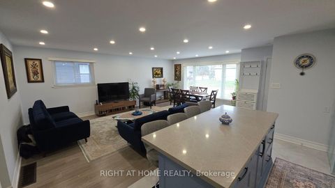 Photo 2 at 783 Oliva Street, West Shore, Pickering