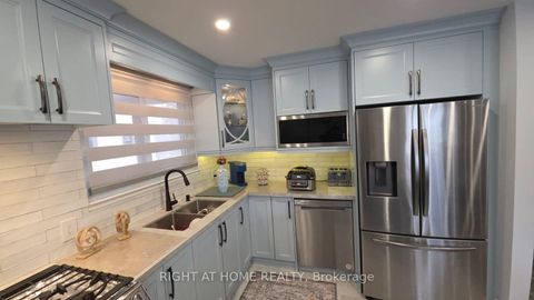 Photo 10 at 783 Oliva Street, West Shore, Pickering