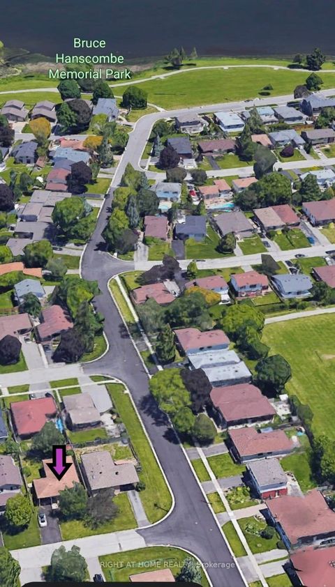 Photo 32 at 783 Oliva Street, West Shore, Pickering