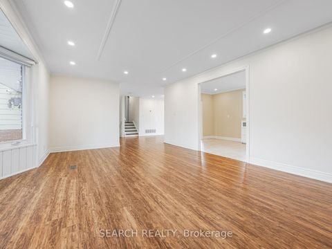 Photo 8 at 41 Hamilton Drive, Leslie Valley, Newmarket