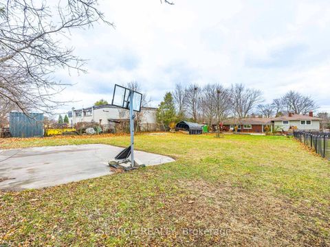 Photo 35 at 41 Hamilton Drive, Leslie Valley, Newmarket