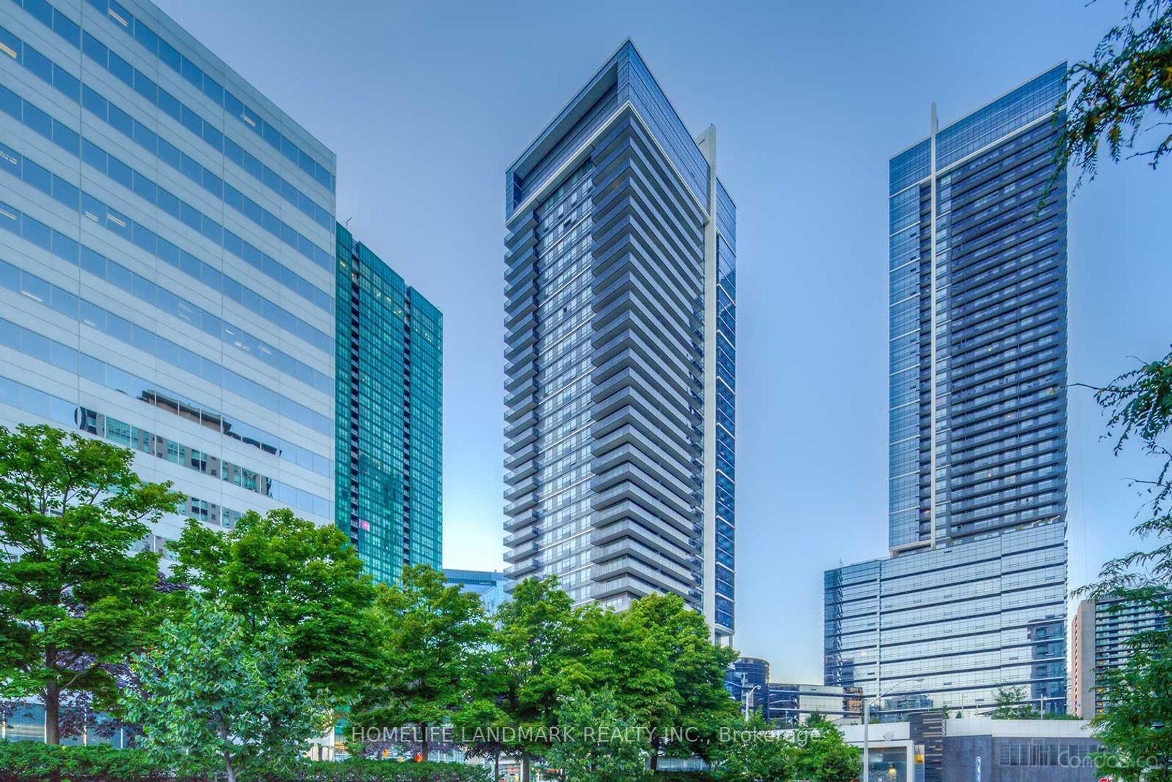 2009 - 2 Anndale Drive, Willowdale East, Toronto 