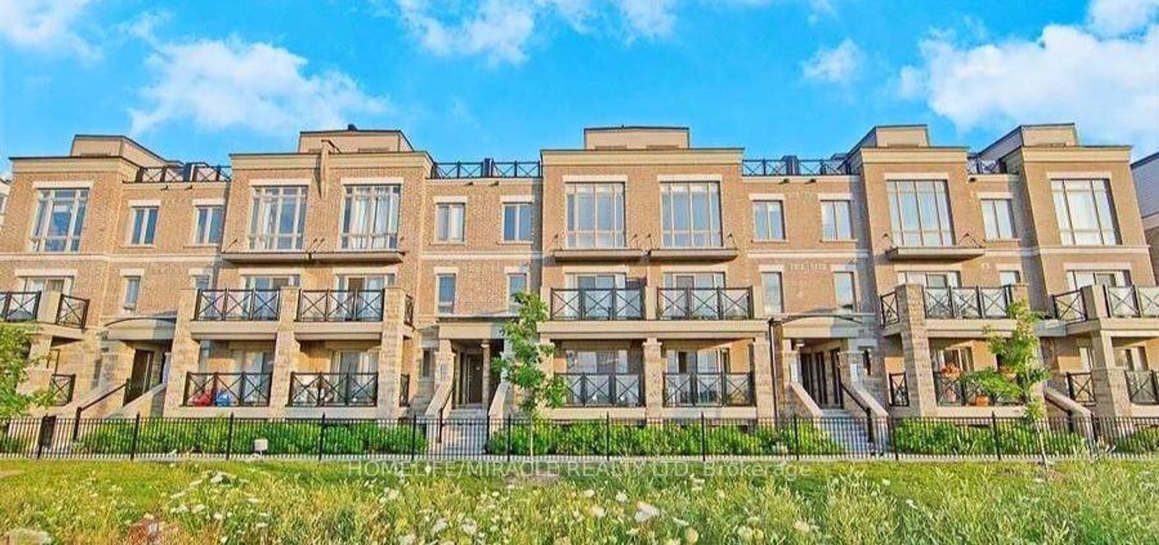 514 - 30 Dunsheath Way, Cornell, Markham 