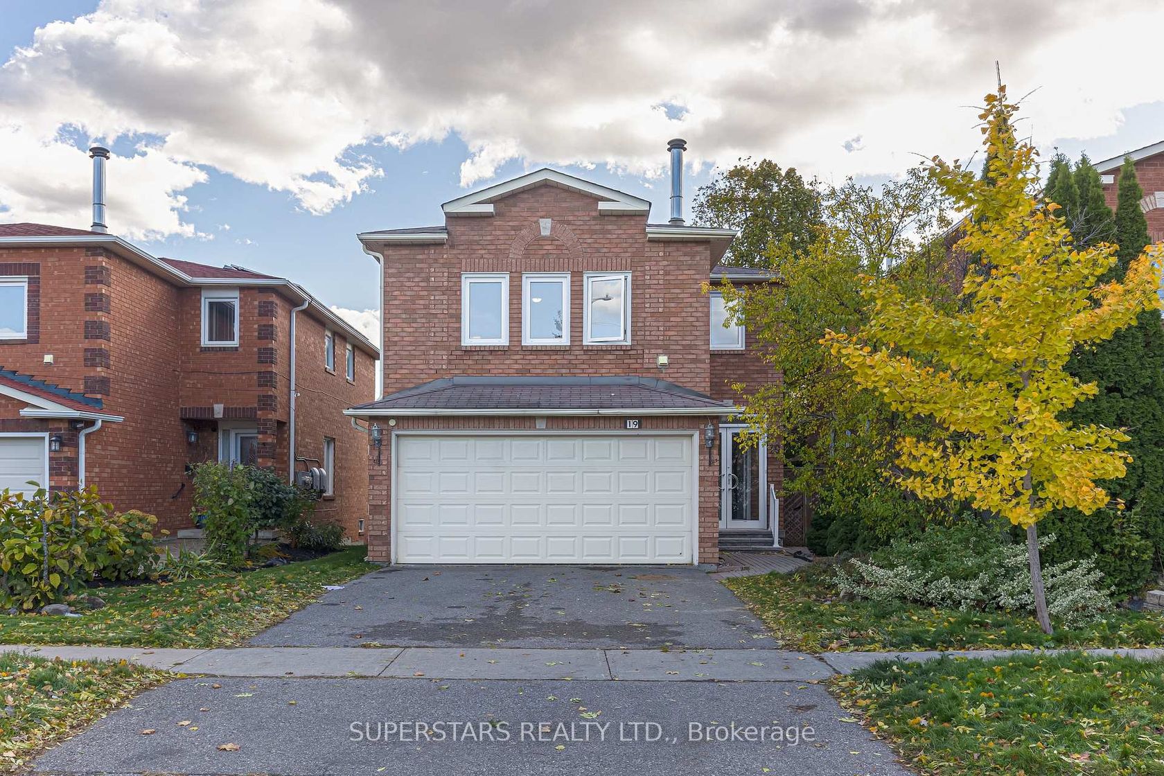 19 Justus Drive, Devonsleigh, Richmond Hill 