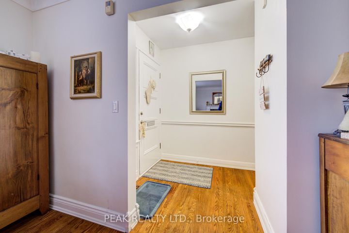 Photo 6 at 50 Edgewood Avenue, Sherwood, Hamilton