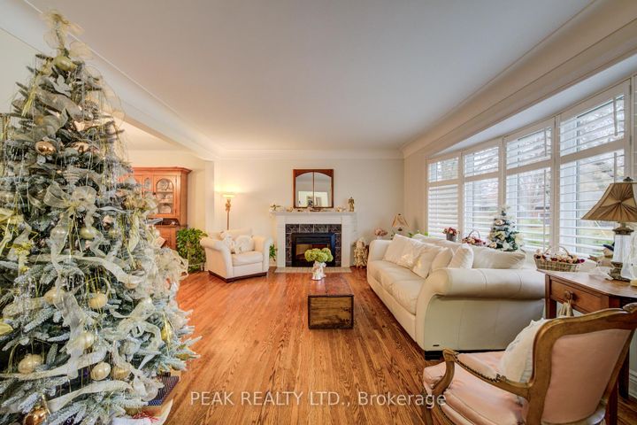 Photo 7 at 50 Edgewood Avenue, Sherwood, Hamilton